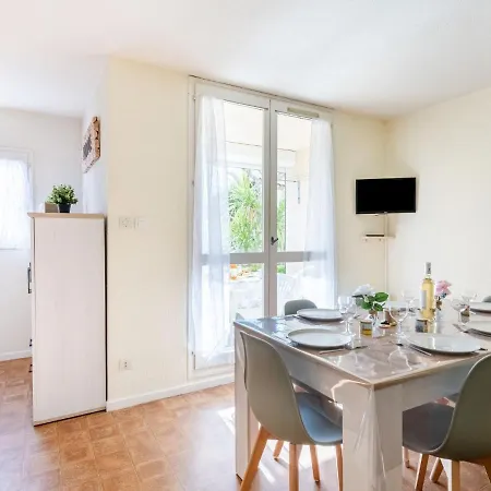 Apartment Les Sables D'Or-8 By Interhome * Le Grau-du-Roi