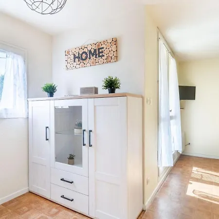 Апартаменты Les Sables D'or-8 By Interhome *